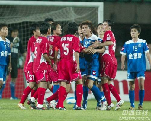 德转列左边锋身价榜：维尼修斯1.5亿欧居首，KK第二（德转左边锋身价排名：维尼修斯1.5亿欧领跑，KK位列第二）