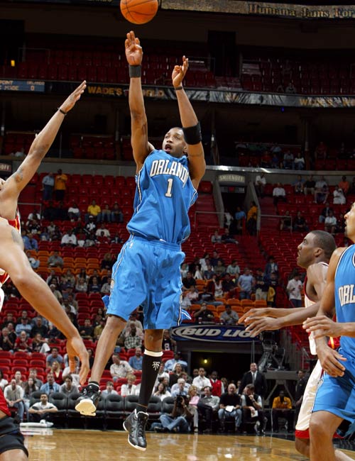 足球报：成都大概率与徐正源续两年，韦世豪续约，锋线会引援（足球报：成都有望与徐正源续约两年，韦世豪完成续签，锋线拟补强）