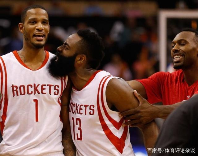 荷兰客场1-1波兰，德佩、卡明斯基破门，莱万送助攻（荷兰客场1-1战平波兰：德佩、卡明斯基进球，莱万送出助攻）