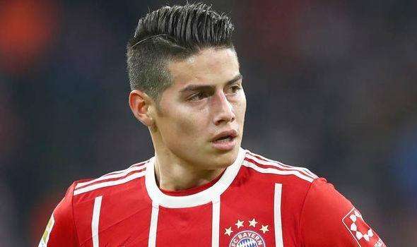 不靠星二代光环，小佩顿是如何拿到2800万合同的？（摆脱“星二代”标签，小佩顿如何拿下2800万合同？）