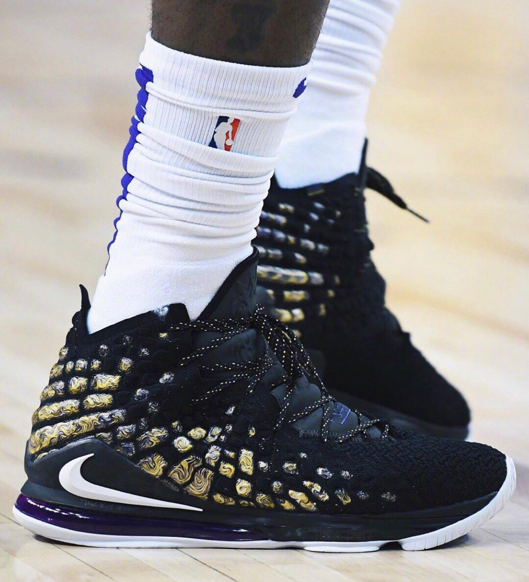 马修斯·茹萨：从克鲁塞罗悍将到海港中流砥柱（马修斯·茹萨：从克鲁塞罗铁卫到海港定海神针）